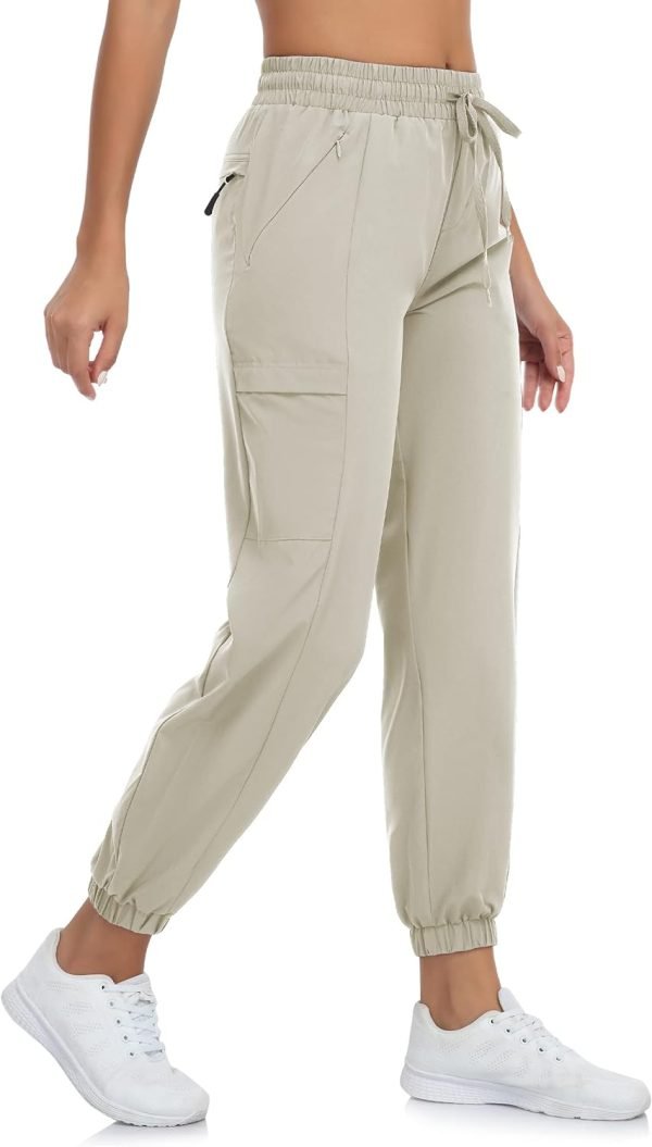 Women's Hiking Cargo Capri Pants Lightweight Quick Dry Joggers Outdoor Casual Travel Capris with Zipper Pockets