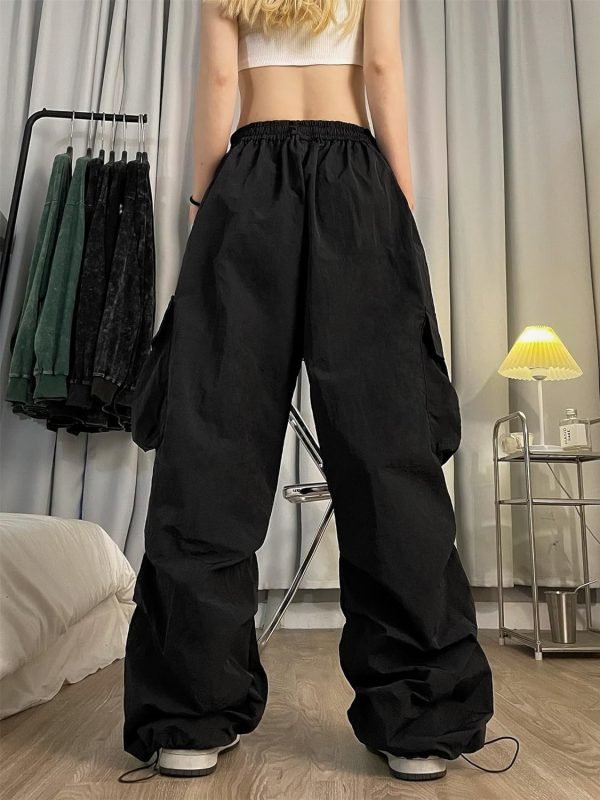 Women Cargo Pants Trendy Parachute Pants Elastic Waist Hiking Pants Lightweight Waterproof Baggy Joggers with Pockets